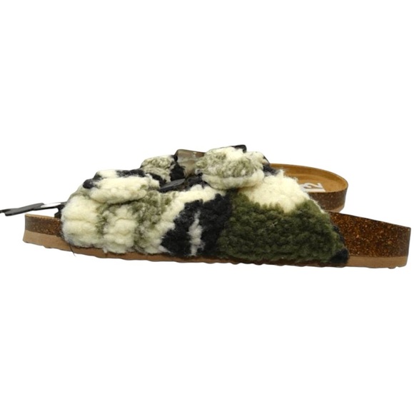 NWT R2 Bernette Camo Faux Fur Sherpa Slides Size 9 Cozy Birkenstock Style - Picture 5 of 10